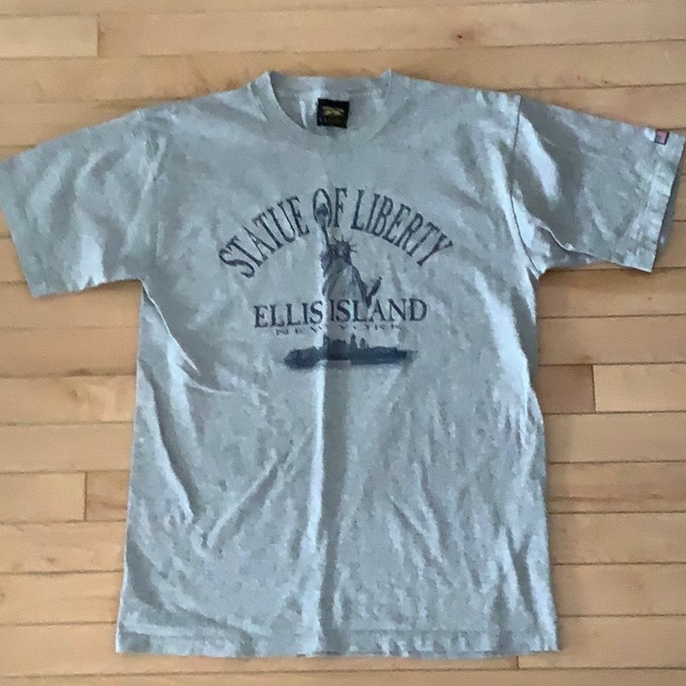T-SHIRT MEN SIZE M